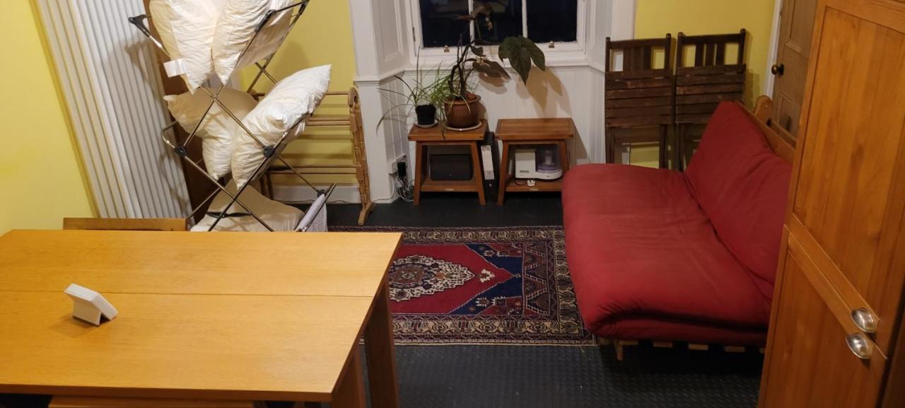 City Centre Flat - Sleep Upto 4 Эдинбург Экстерьер фото