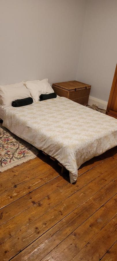 City Centre Flat - Sleep Upto 4 Эдинбург Экстерьер фото